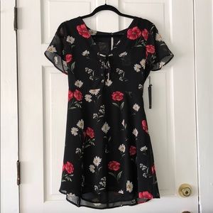 Black red and white floral Forever 21 Dress